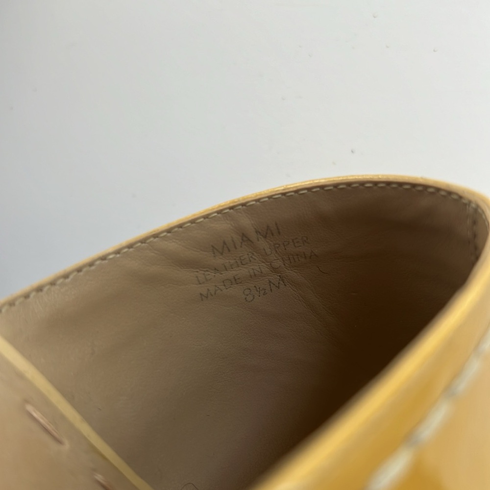 Tahari Miami Beige Patent Leather Cork Sandals 8 1/2 - Picture 6 of 6